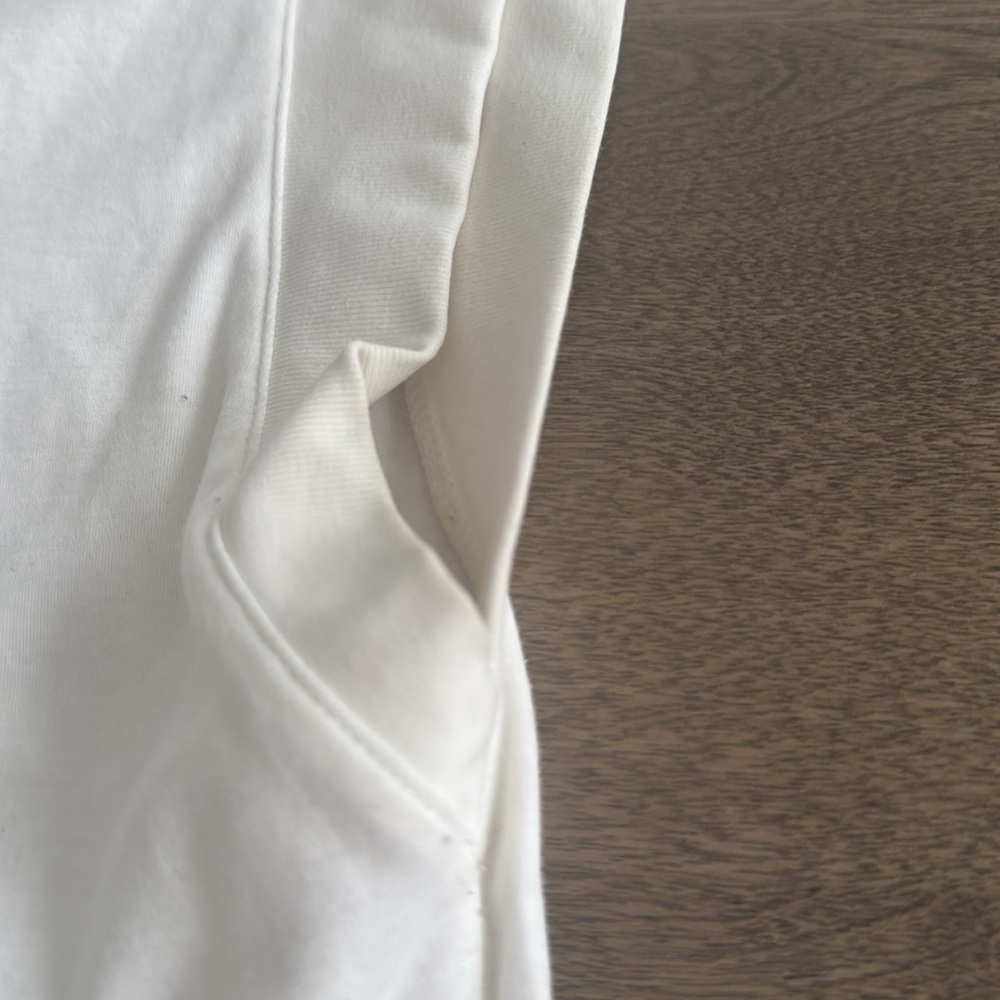 Vince white  “muscle tee” - Picture 9 of 9